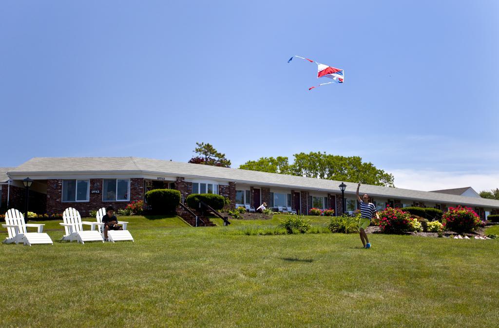 The Seaglass Inn & Spa Provincetown Exterior photo